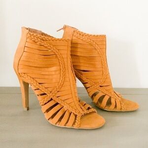 Forever 21 Faux Suede Heeled Cutout Sandals Open Toe 6